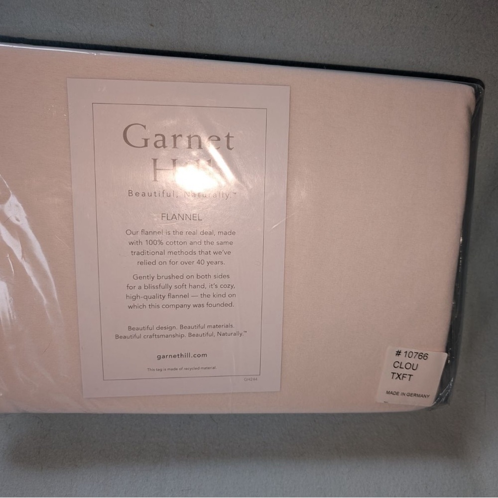 Garnet Hill Signature Solid Flannel Fitted Sheet TWINXL NWT